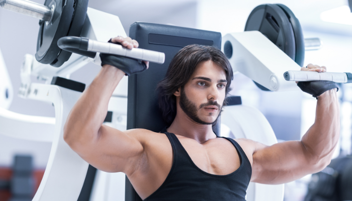 広背筋・僧帽筋：ラットプルダウン・ローイング