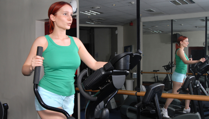 初心者でも安心！クロストレーナーの正しい使い方と姿勢