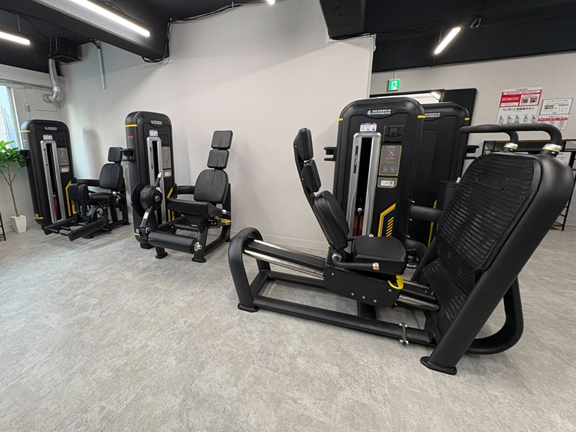 Ecofit24横浜阪東橋店ジム店内