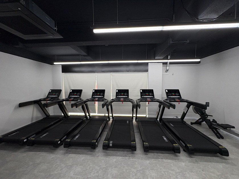 Ecofit24横浜阪東橋店ジム店内