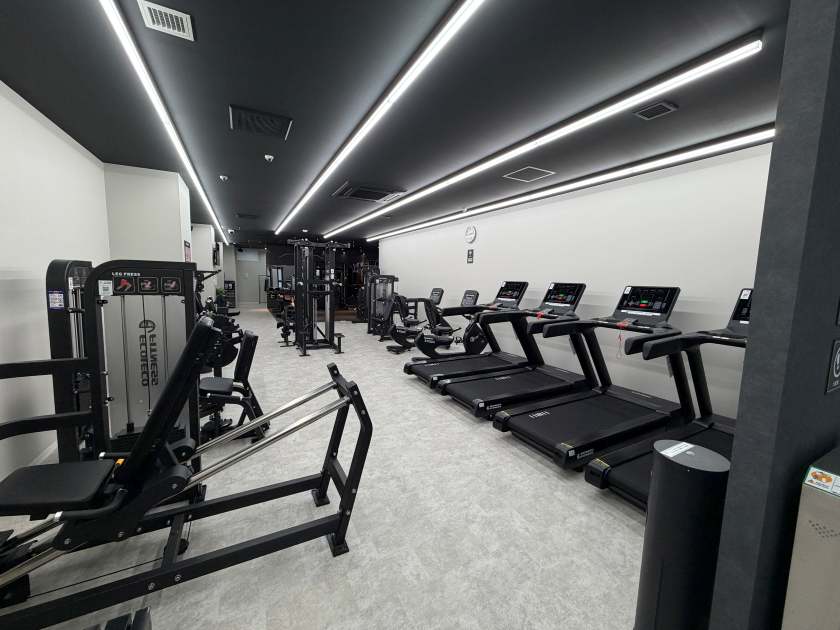 Ecofit24十三店ジム店内