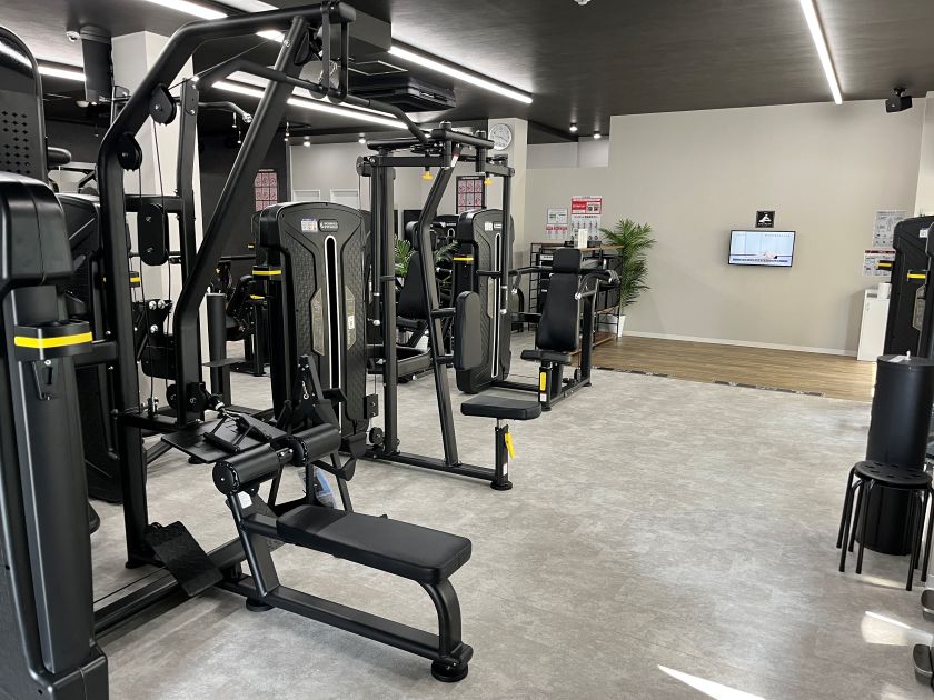 Ecofit24近大前店ジム店内