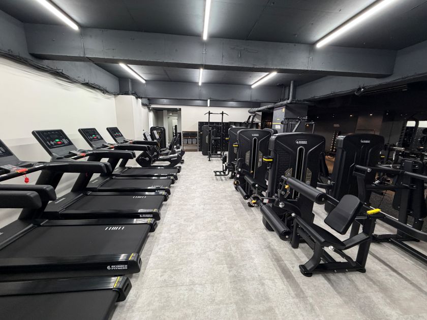 Ecofit24岡山中山下店ジム店内