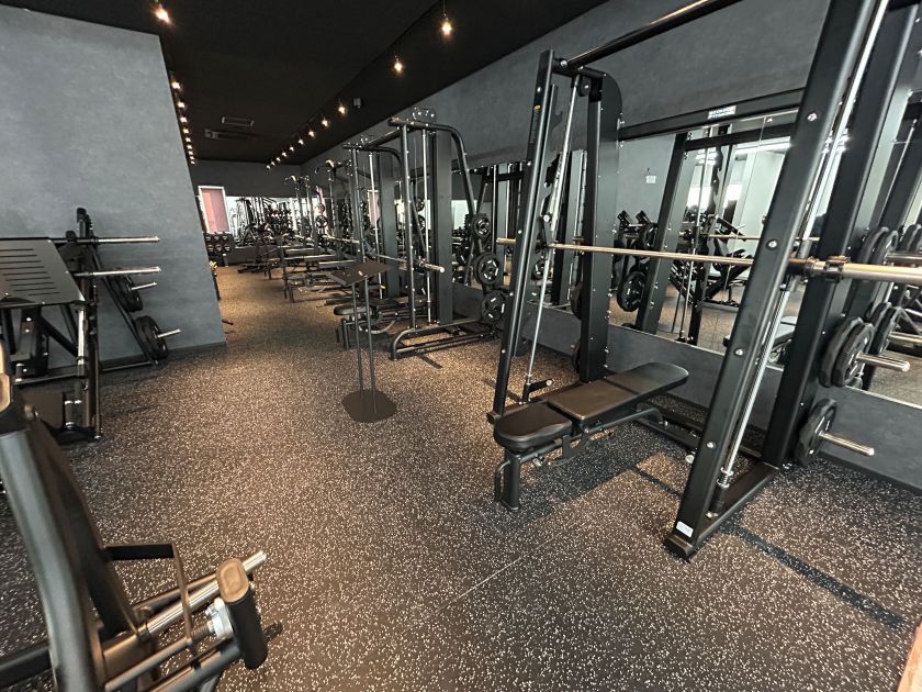 Ecofit24小倉大畠店ジム店内