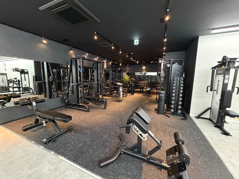 Ecofit24十三店ジム店内