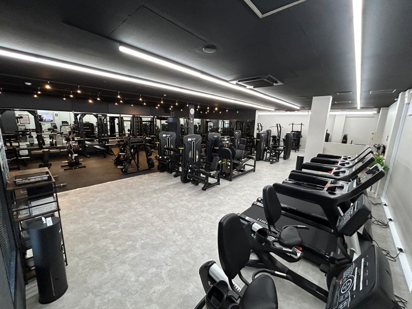 Ecofit24高根木戸店ジム店内